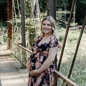 Meet your Posher, Adrianne